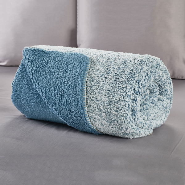 Κουβέρτα Fleece Υπέρδιπλη Με Γουνάκι (220x240) Whitegg KB156