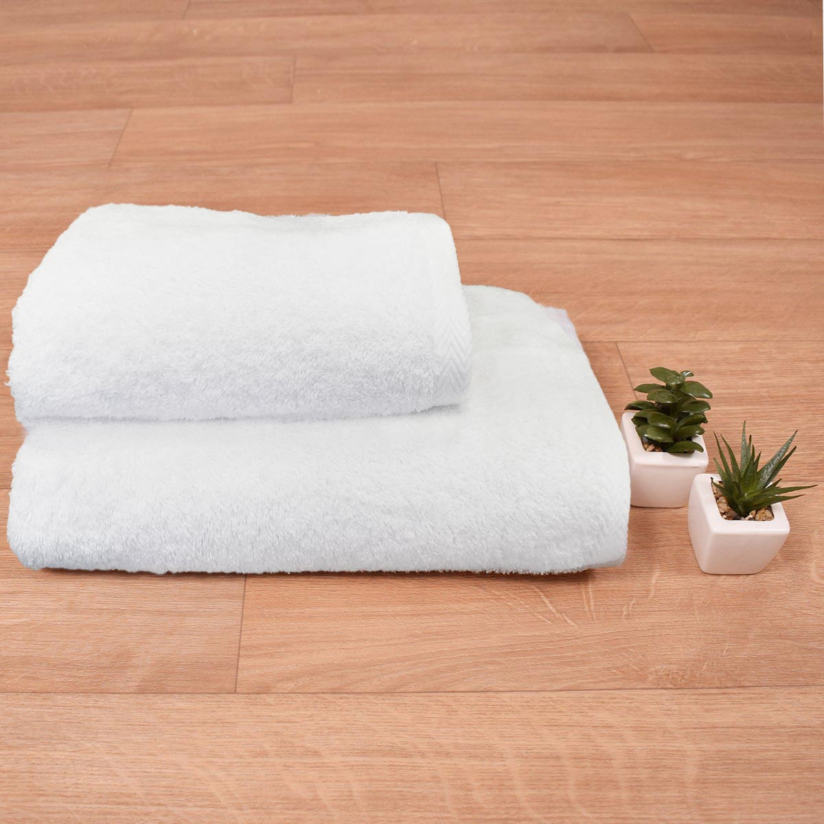 Πετσέτα Σώματος Λευκή (70×140) Hotel Solid 550gr/m2 131387