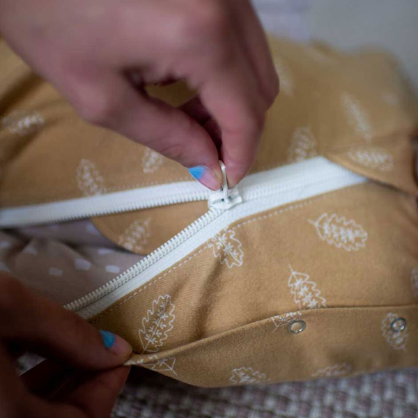 Καλοκαιρινός Υπνόσακος - Πάνα Φασκιώματος (0-3 μηνών) Gro Company Swaddle Bag Ochre Leaf