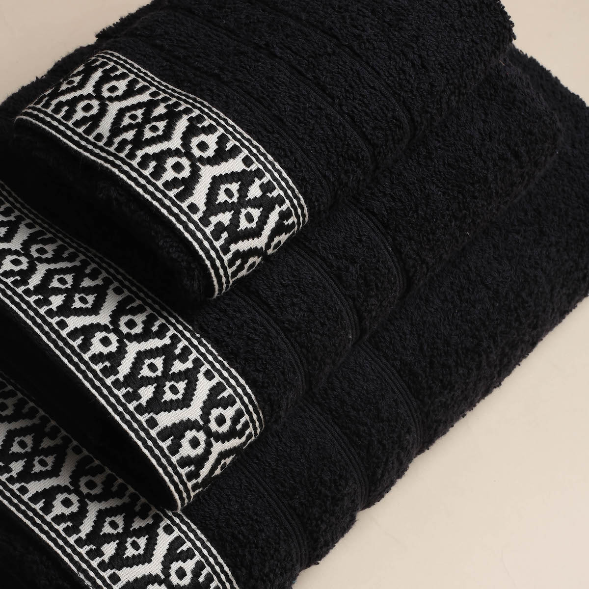 Πετσέτα Σώματος (70X140) White Fabric Maribelle Black 600Gsm Home Λευκά Είδη Μπάνιου Πετσέτες Spitishop