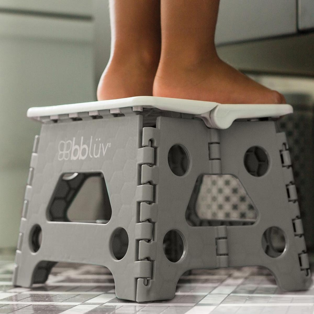 Βοηθητικό Σκαλοπάτι Μπάνιου Bbluv Step B0114-G Γκρι Home Βρεφικά Φροντίδα & Περιποίηση Μωρού Spitishop
