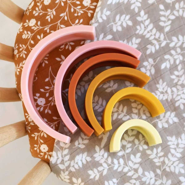 Πυραμίδα Στοίβαξης Α Little Lovely Company Rainbow Sunset SISTSU01