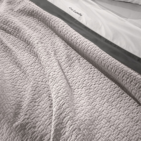 Κουβερτόριο Υπέρδιπλο (240x260) Guy Laroche Nikki Platinum