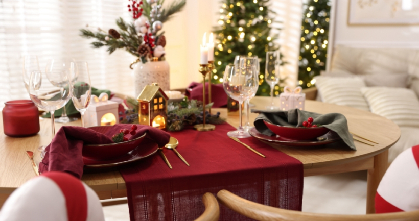 Ρεβεγιόν: Πώς να στρώσετε το τραπέζι σας