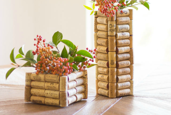 DIY: Διακοσμητικά βάζα από φελλό