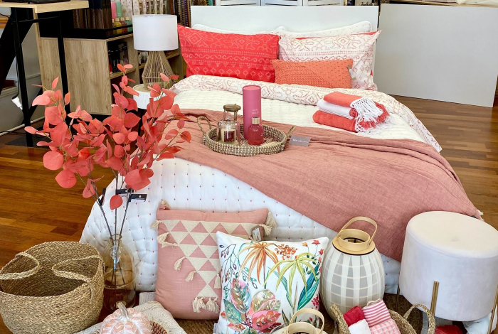 Spitilook: Κοραλί υπνοδωμάτιο για το καλοκαίρι