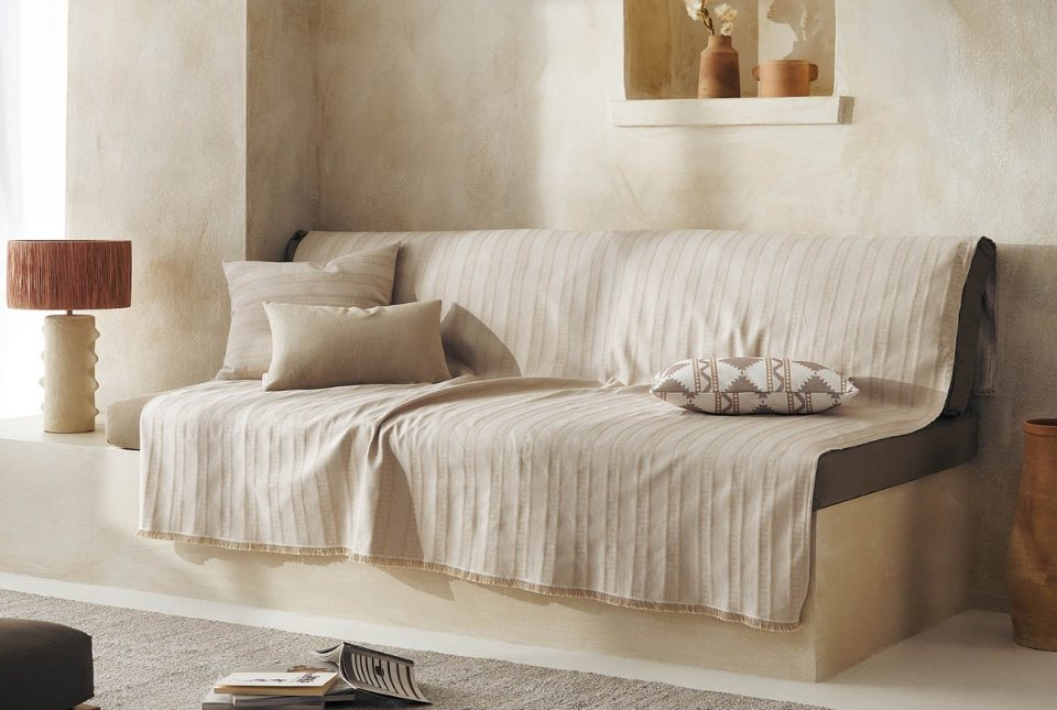 Το χρώμα της χρονιάς: Cloud Dancer 